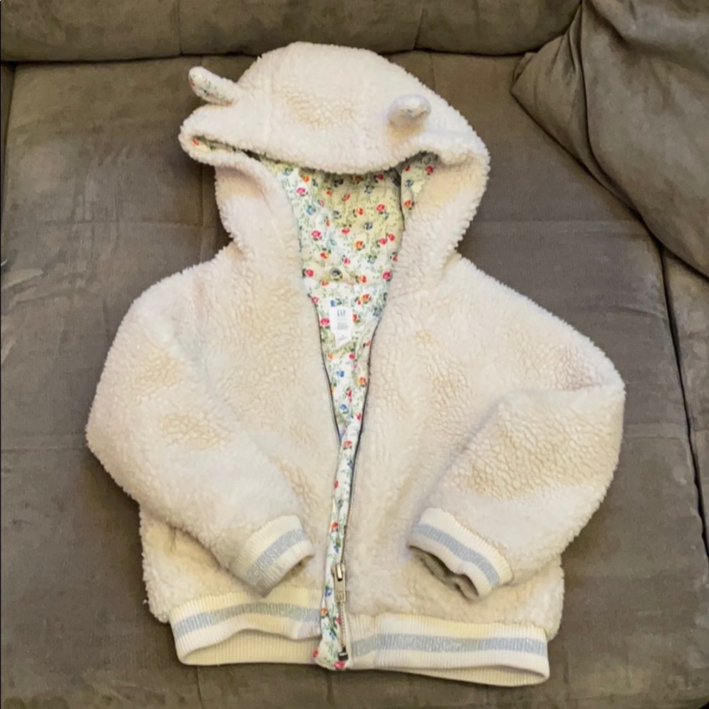 Gap Sherpa jacket size 4